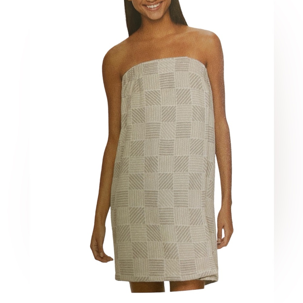 THE BIG ONE Women’s Bath Wrap Size: One Size